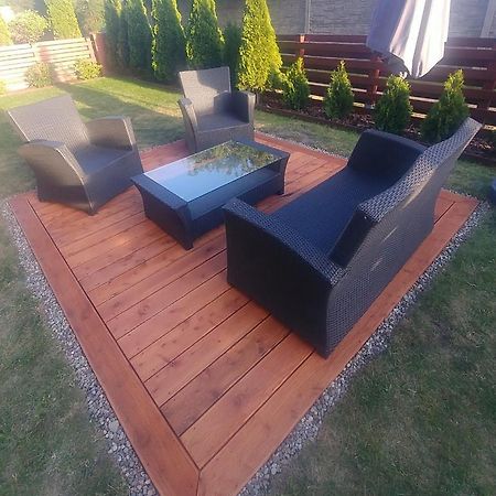 Apartament Jantar Z Ogrodem Kołobrzeg Esterno foto