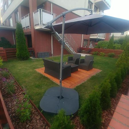 Apartament Jantar Z Ogrodem Kołobrzeg Esterno foto