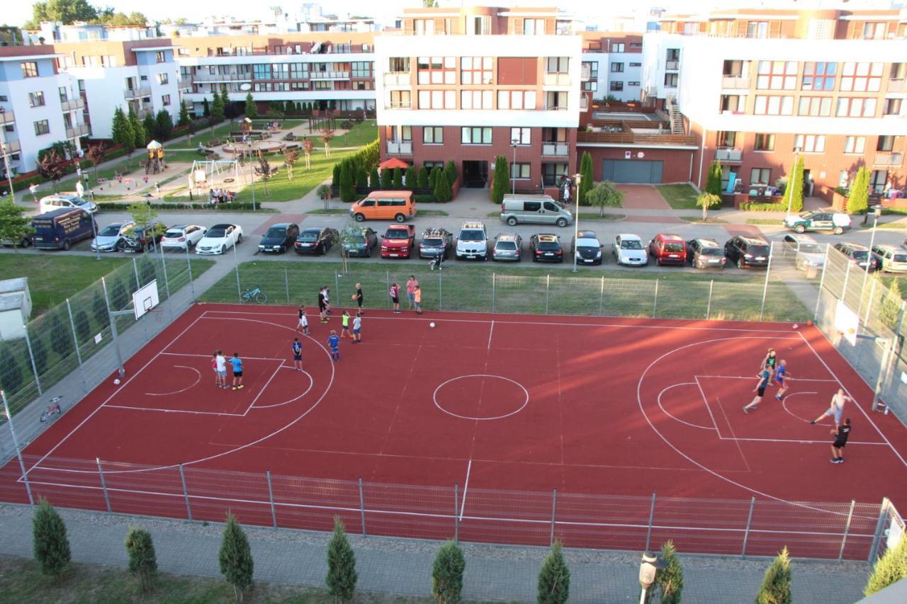 Apartament Jantar Z Ogrodem Kołobrzeg Esterno foto