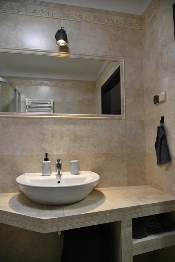 Apartament Jantar Z Ogrodem Kołobrzeg Esterno foto
