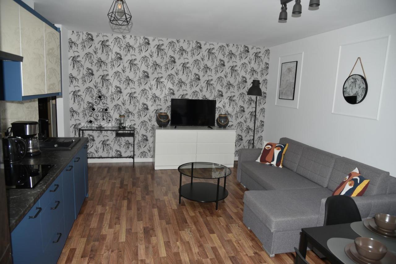 Apartament Jantar Z Ogrodem Kołobrzeg Esterno foto